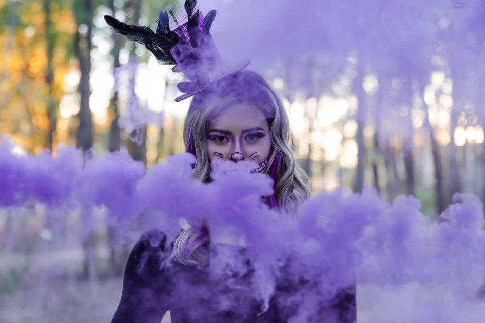 8 Tips For Amazing Smoke Bomb Photography - MIOPS