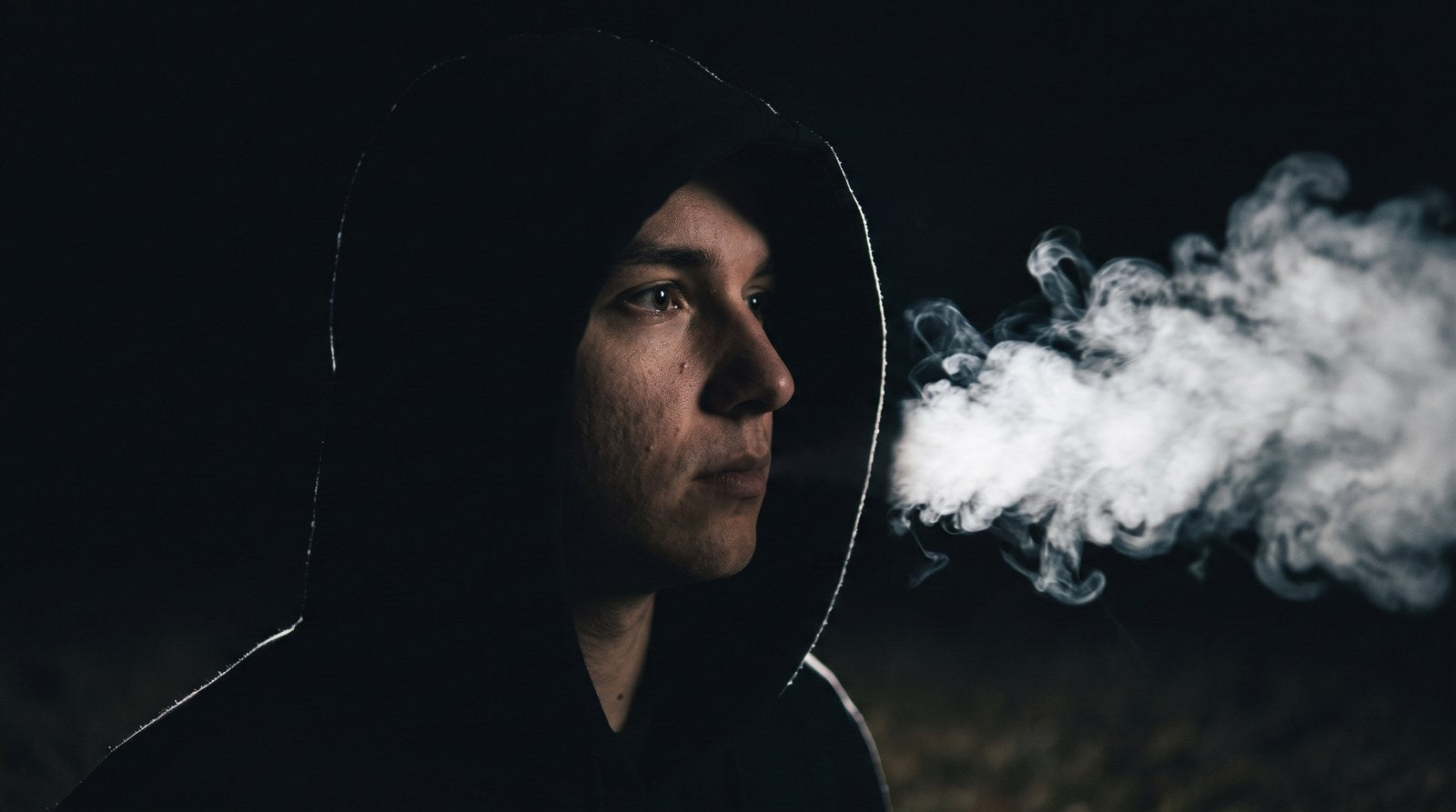 Spooky Portrait Photography: Moody Low-Key Smoke Guide – Shutter Bombs