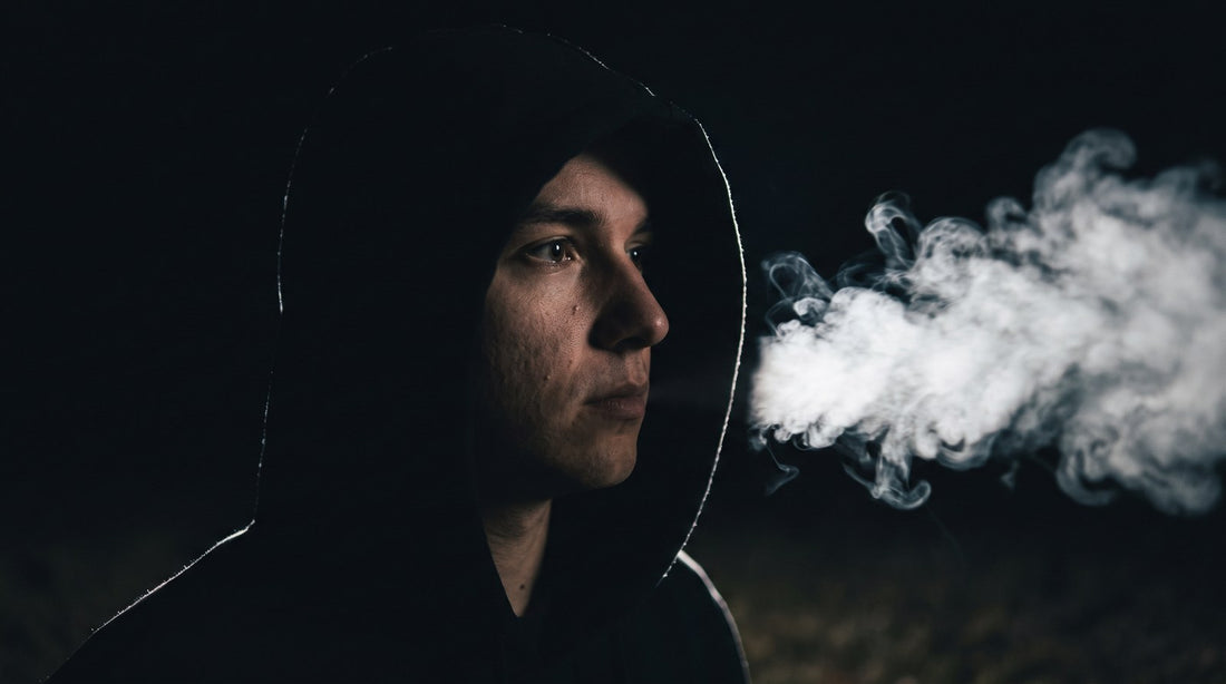 A tight with colored smoke - Shutter Bombs